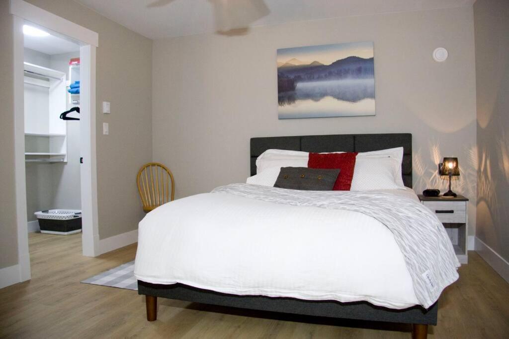 M&M'S Maple Bay Mountain Guesthouse - Licensed Duncan Eksteriør bilde